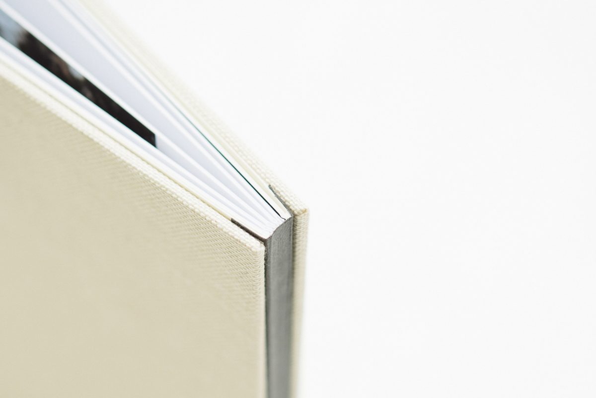 Petit_Aluna_by_RominaIvancic_for_Kala_albums_europe_handmade_wedding_books_albums